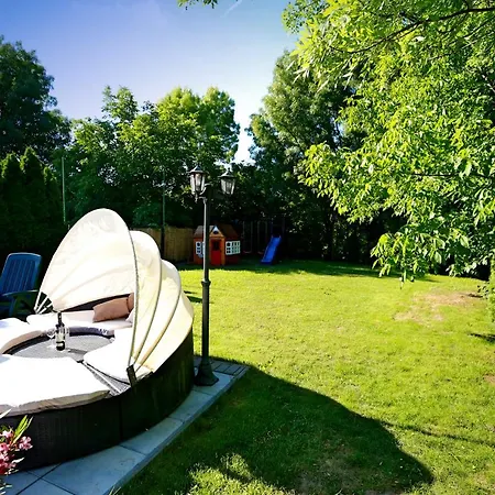 Astoria Апартаменты Леднице